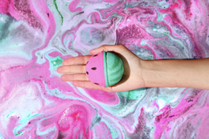 Watermelon Glo Light Up Bath Bomb